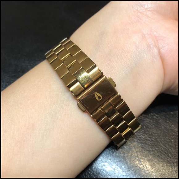 Nixon Kensington Gold Watch - Picture 3 of 4